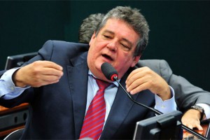 Projeto em tramitação na Câmara ameniza efeitos da Lei da Ficha Limpa