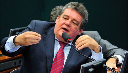 Projeto em tramitação na Câmara ameniza efeitos da Lei da Ficha Limpa