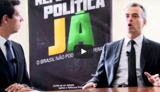 Conselho Federal da OAB faz abaixo assinado pela Reforma Política