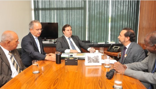 MCCE pede a Maia urgência ao PLP 7574/17