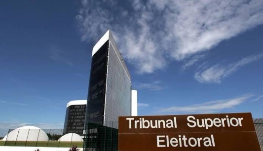 TSE aprova que divisão de Fundo Eleitoral e tempo de campanha na TV seja proporcional ao número de candidatos negros