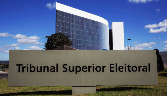 NOTA PÚBLICA – Julgamento TSE e Lei da Ficha Limpa